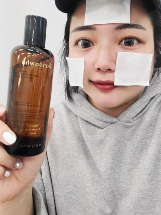 스킨큐어 산다화 비타민c 화이트닝 토너 150ml — 5점을 준 리뷰어가 2021년 12월 올린 사용 사진