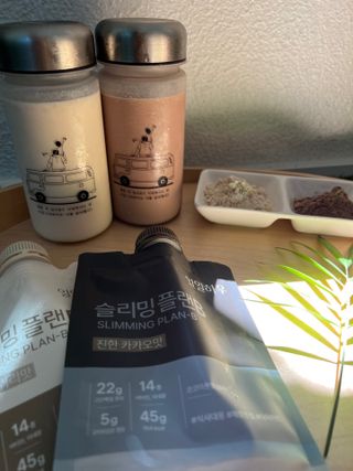 일일하우 슬리밍 플랜B 고소한 귀리맛, 진한 카카오맛 (체중조절식) — 5점을 준 리뷰어가 2023년 6월 올린 사용 사진