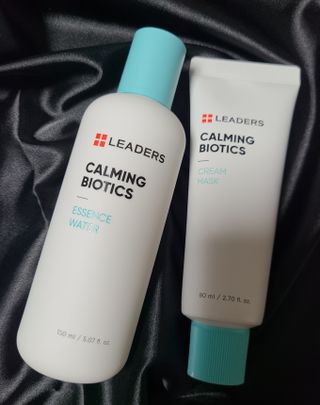 리더스코스메틱 리더스 카밍 바이오틱스 #1등 진정 기획세트 [에센스 워터150ml + 크림 마스크80ml] — 5점을 준 리뷰어가 2022년 10월 올린 사용 사진