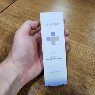 바노바기 코스메틱 바노바기 밀크씨슬 리페어 시카 선스크린 플러스 50ml — 5점을 준 리뷰어가 2023년 1월 올린 사용 사진