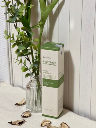 리더스코스메틱 리더스 퍼스트 샷 액티브 에센스 토닝 컨트롤 & 포어 컨트롤 — 5점을 준 리뷰어가 2021년 12월 올린 사용 사진