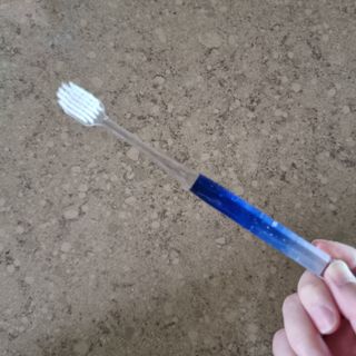 에브리모먼트 에브리 모먼트 칫솔 Every moment toothbrush — 5점을 준 리뷰어가 2022년 2월 올린 사용 사진