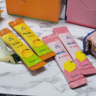 비타앤C 레몬맛, 망고맛 — 5점을 준 리뷰어가 2021년 7월 올린 사용 사진