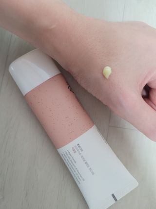 [후르디아] 끈적임 없는 착한성분 비건  핸드크림 3종 — 5점을 준 리뷰어가 2022년 11월 올린 사용 사진