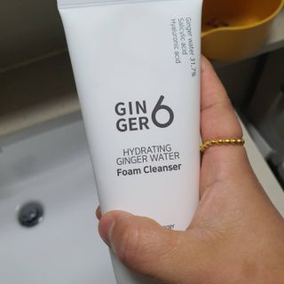 GINGER6 하이드레이팅 진저 워터 폼클렌징 — 5점을 준 리뷰어가 2021년 10월 올린 사용 사진
