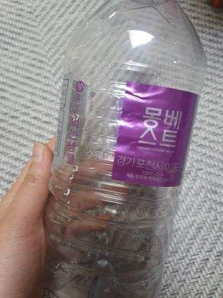 몽베스트 MONTBEST 1L 12입 — 5점을 준 리뷰어가 2022년 2월 올린 사용 사진