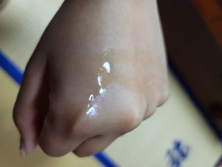 브에노 파리퀸 윌 페이스 오일 — 5점을 준 리뷰어가 2021년 7월 올린 사용 사진