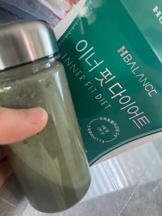 하나마이 이너핏 다이어트 30g x 14포 올인원 체중조절용 쉐이크 / 프락토올리고당+스피루리나 함유 피부탄력 까지~ — 4점을 준 리뷰어가 2023년 3월 올린 사용 사진
