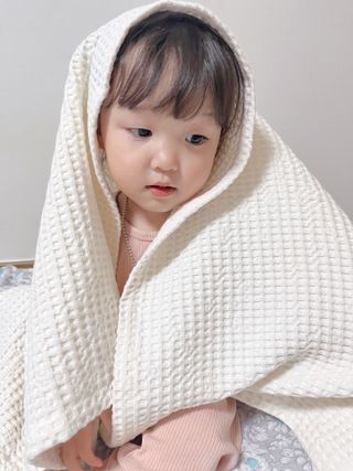 [쿠쿠드림] 완벽 항균 아기 애착이불 — 5점을 준 리뷰어가 2022년 12월 올린 사용 사진