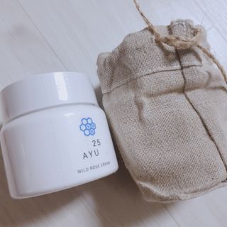 AYU25[아유트웬티파이브]다마스크로즈워터 베이스 천연 수분 촉촉 크림 — 5점을 준 리뷰어가 2021년 2월 올린 사용 사진