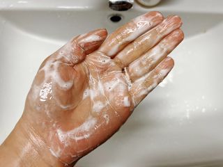 랑벨 내츄럴 딥 포어 클렌저 210ml (저자극 약산성 천연 클렌징 젤) — 5점을 준 리뷰어가 2022년 4월 올린 사용 사진