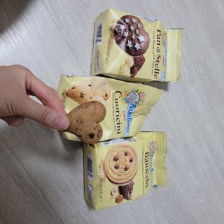 바릴라 몰리노비앙코 쿠키 3종_판디스텔라,쿠오리치니,바이오치 — 5점을 준 리뷰어가 2022년 1월 올린 사용 사진