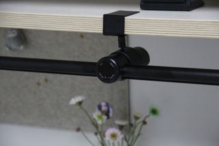 TOMO GRAPHY 나 있을땐 환한 조명 나 없을땐 확실한 살균 ★ DESK LIGHT & STERILIZER [ON] ★ — 5점을 준 리뷰어가 2021년 11월 올린 사용 사진