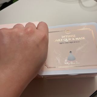 [멀블리스데일리] 멀블리스 인텐스 퀵 데일리 마스크 1팩 30매 — 5점을 준 리뷰어가 2022년 12월 올린 사용 사진