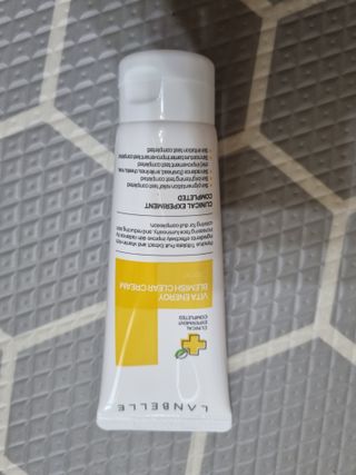 랑벨 비타 에너지 잡티 크림 75ml (피부 속 기미완화크림) — 5점을 준 리뷰어가 2022년 6월 올린 사용 사진