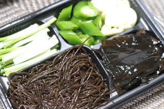 마라도푸드 포항 구룡포 햇 과메기 야채세트 마라도회식당 꽁치 — 4.5점을 준 리뷰어가 2024년 1월 올린 사용 사진
