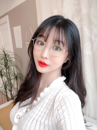 뷰맵  풀티타늄 초경량 9g 모던 판토 YOURS VM1024 SLV — 5점을 준 리뷰어가 2021년 9월 올린 사용 사진