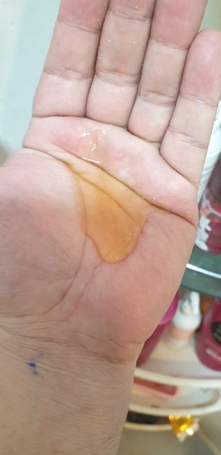 체코 비건화장품 마뉴팍투라 향좋은 천연 맥주샴푸 — 5점을 준 리뷰어가 2022년 5월 올린 사용 사진
