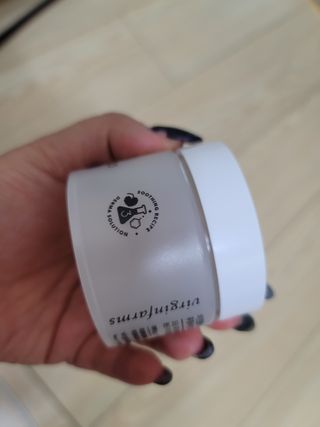 [버진팜스]모공 정돈에서 진정까지 한번에 푸딩수딩2.0 — 5점을 준 리뷰어가 2021년 1월 올린 사용 사진