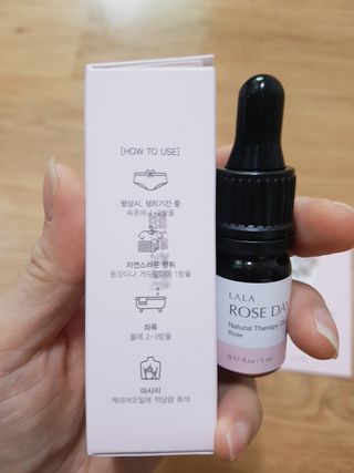 라라로즈데이 시즌2 천연 아로마오일 Y존 케어 속옷향수 이너퍼퓸 5ml  여성의 자존감을 UP시키자 — 5점을 준 리뷰어가 2021년 9월 올린 사용 사진
