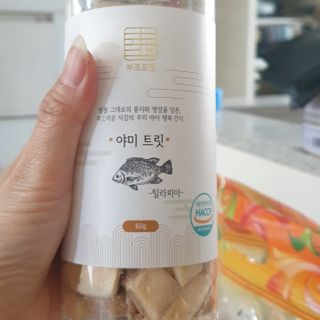 부르르펫 야미트릿 틸라피아 60g — 5점을 준 리뷰어가 2021년 11월 올린 사용 사진