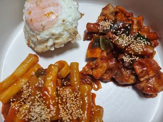 한성기업 무볼레 닭떡볶이+해물떡볶이 2종 세트 — 5점을 준 리뷰어가 2021년 9월 올린 사용 사진