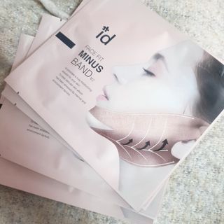 아이디플라코스메틱 아이디 페이스핏 마이너스 밴드 v2 — 4점을 준 리뷰어가 2020년 12월 올린 사용 사진