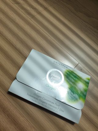 유니베르소 산소앰플 7일 집중케어 앰플 — 5점을 준 리뷰어가 2021년 6월 올린 사용 사진