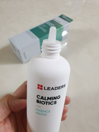 리더스코스메틱 리더스 카밍 바이오틱스 에센스 워터 — 5점을 준 리뷰어가 2021년 9월 올린 사용 사진