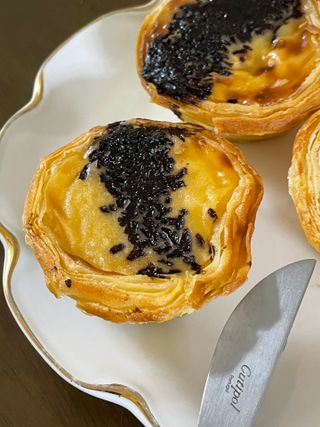 디앙뜨 포르투갈 에그타르트 오리지널 맛+패션후르츠+초콜릿타르트 맛 중 택1 — 5점을 준 리뷰어가 2021년 8월 올린 사용 사진