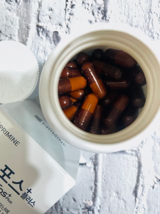 프리마인 홍삼의 강력한 에너지, 이제는 흡수율을 높인 최첨단 캡슐로 간편하게 초고속 충전하세요. — 5점을 준 리뷰어가 2022년 12월 올린 사용 사진