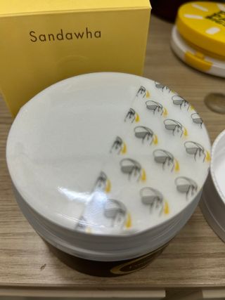 산다화 비타민씨 화이트닝 토너 패드 — 5점을 준 리뷰어가 2023년 5월 올린 사용 사진