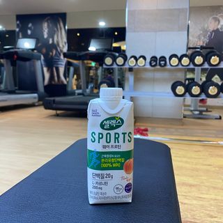 셀렉스스포츠 셀렉스 스포츠 웨이 프로틴 복숭아_ 330ml x 12팩 — 5점을 준 리뷰어가 2021년 8월 올린 사용 사진