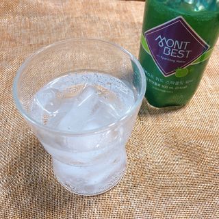 몽베스트 Montbest with Sparkling water Lime20병 — 4.5점을 준 리뷰어가 2022년 5월 올린 사용 사진