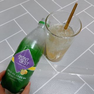 몽베스트 Montbest with Sparkling water Lemon OR Lime 20병(랜덤) — 5점을 준 리뷰어가 2022년 11월 올린 사용 사진