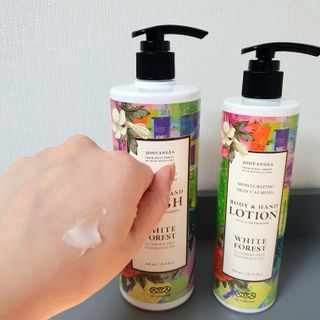 조향사 바디로션 + 바디워시 화이트포레스트 — 5점을 준 리뷰어가 2022년 5월 올린 사용 사진