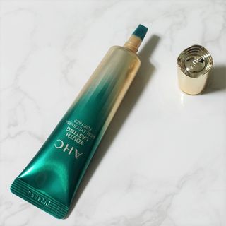 [NEW 탄력유턴 아이크림] AHC 유스 래스팅 리얼 아이크림 포 페이스 — 5점을 준 리뷰어가 2021년 4월 올린 사용 사진