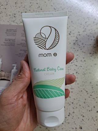 mom e 맘이 내추럴 베이비 케어 크림+바디오일 — 5점을 준 리뷰어가 2021년 1월 올린 사용 사진