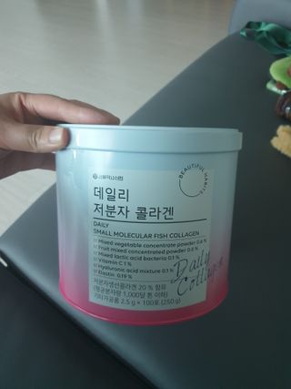 서울약사신협_데일리저분자콜라겐_2.5g x 100포 — 5점을 준 리뷰어가 2021년 5월 올린 사용 사진