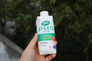 셀렉스스포츠 셀렉스 스포츠 웨이 프로틴 복숭아_ 330ml x 12팩 — 5점을 준 리뷰어가 2021년 10월 올린 사용 사진