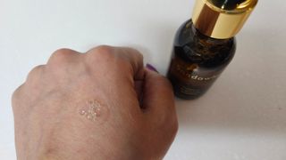 스킨큐어 산다화 비타민c 화이트닝 에센스 30ml — 4점을 준 리뷰어가 2023년 12월 올린 사용 사진