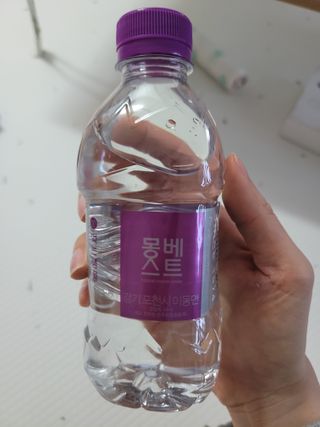 몽베스트 [MONTBEST] 330mL 20병 — 4.5점을 준 리뷰어가 2022년 3월 올린 사용 사진