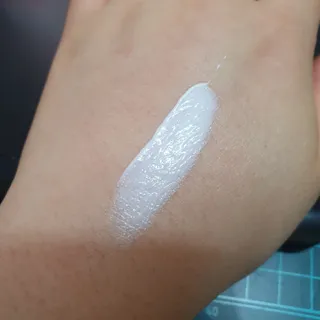 보타니티 촉촉수분자차 아쿠아핏 선 에센스 50ml + 보송톤업자차 징크 선 로션 50ml SPF50+ PA++++ (4/25) — 5점을 준 리뷰어가 2022년 4월 올린 사용 사진