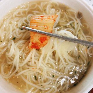 [한면원] 잔치국수 2인분 — 5점을 준 리뷰어가 2022년 7월 올린 사용 사진
