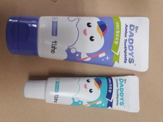 닥터데디스 안심불소 튼튼치약(청포도, 민트 중 택 1) 60g + 여행용 미니 치약 15g — 5점을 준 리뷰어가 2022년 8월 올린 사용 사진