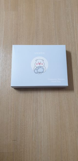 유비맘 캐릭터 실리콘 흡착 식판_색상 랜덤발송 — 5점을 준 리뷰어가 2020년 12월 올린 사용 사진