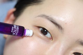 크리스티앙 브르통 리프톡스 아이세럼 펩타이드 롤온 스틱 — 5점을 준 리뷰어가 2022년 9월 올린 사용 사진