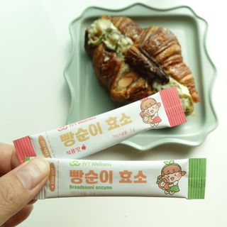 아이비웰니스 빵순이 효소 키위맛 7포 + 석류맛 7포 (총 14포, 2주분) — 5점을 준 리뷰어가 2022년 10월 올린 사용 사진