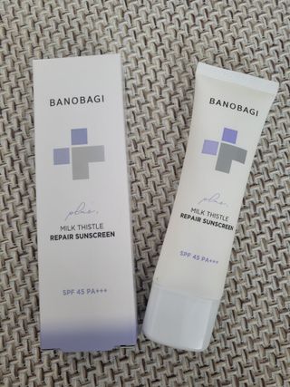 바노바기 코스메틱 바노바기 밀크씨슬 리페어 시카 선스크린 플러스 50ml — 5점을 준 리뷰어가 2023년 3월 올린 사용 사진
