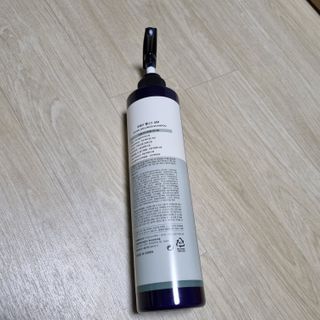 유메이 웰니스 샴푸 + 유메이 스칼프 브러쉬 — 5점을 준 리뷰어가 2022년 1월 올린 사용 사진